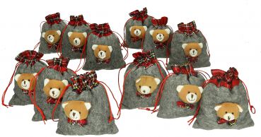 Betz 12 pieces Sack Christmas and felt optics sack Fabric gift sack Gift bag gray / red with bear Size: 14 x 17 cm